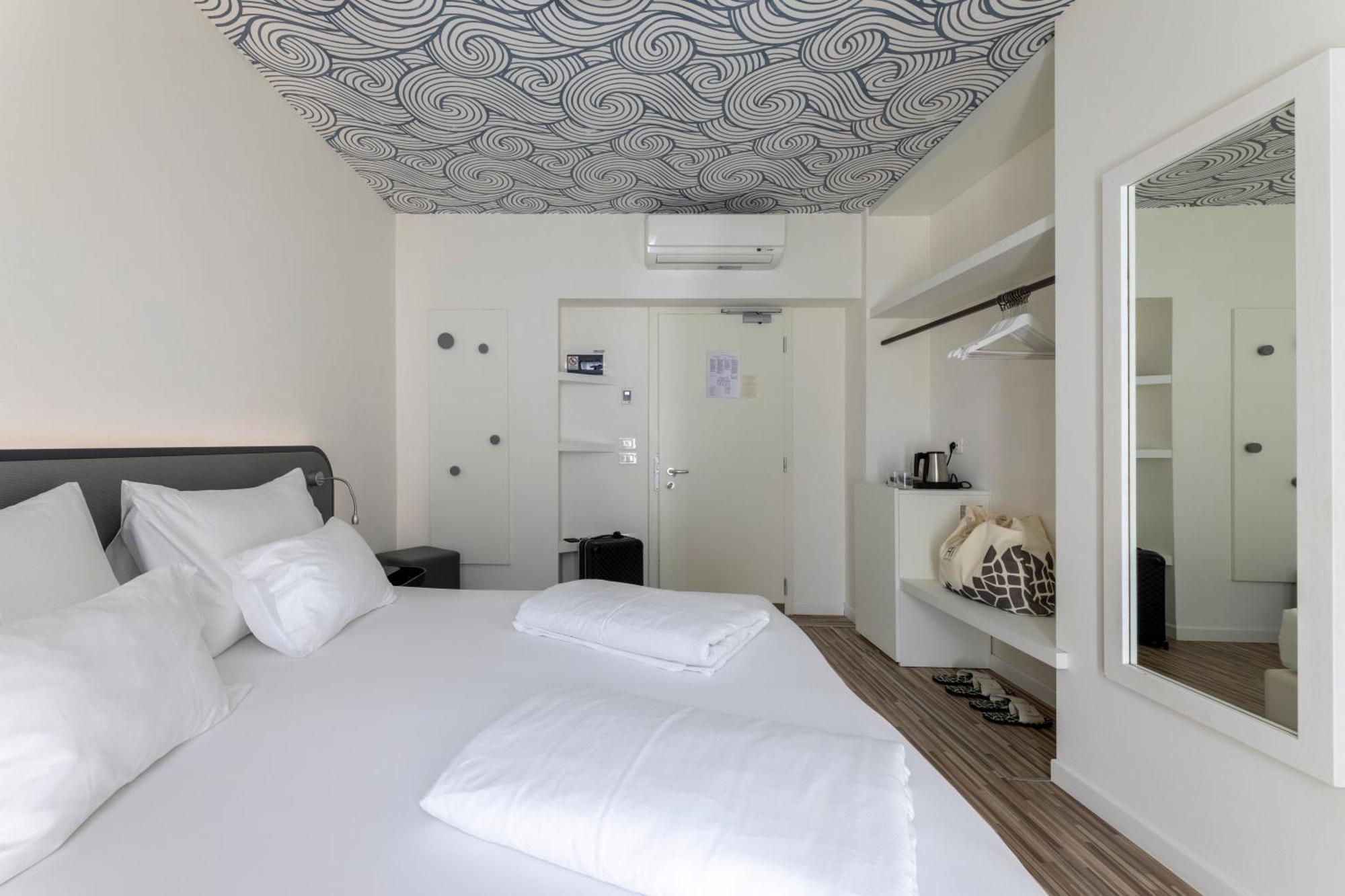 Hi Hotels Torbole - Pool & Spa Torbole Sul Garda Exterior foto