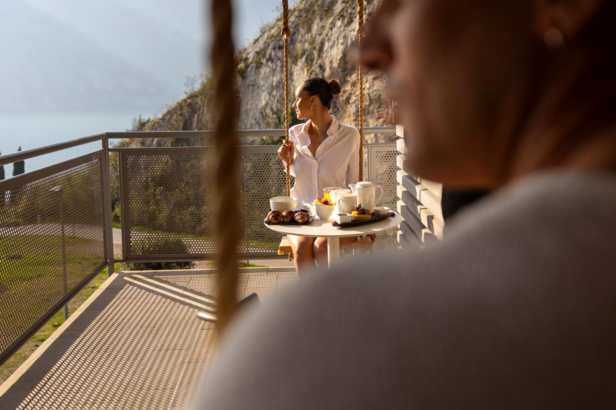 Hi Hotels Torbole - Pool & Spa Torbole Sul Garda Exterior foto